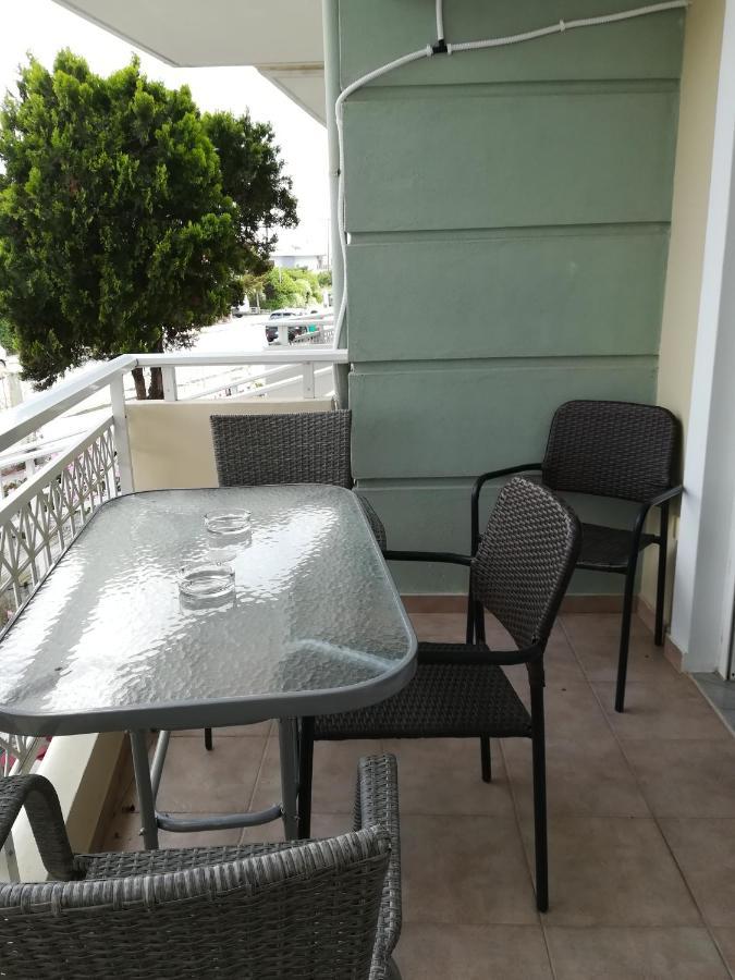 Apartment Ey Zhn Néa Khilí Eksteriør bilde